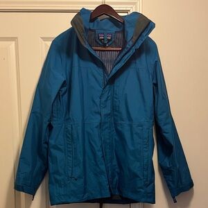 Like New Patagonia Men's Blue Rain Jacket